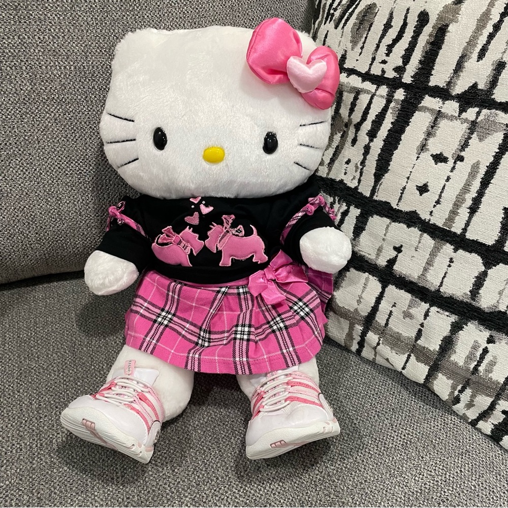 BUILD A BEAR|HELLO KITTY heart bow w/plaid Scotty dog outfit & skecher sneakers - Picture 14 of 15